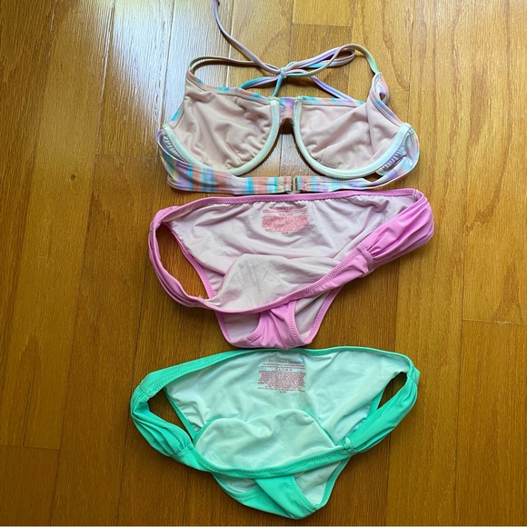 Victoria Secret swimsuit - Picture 3 of 5